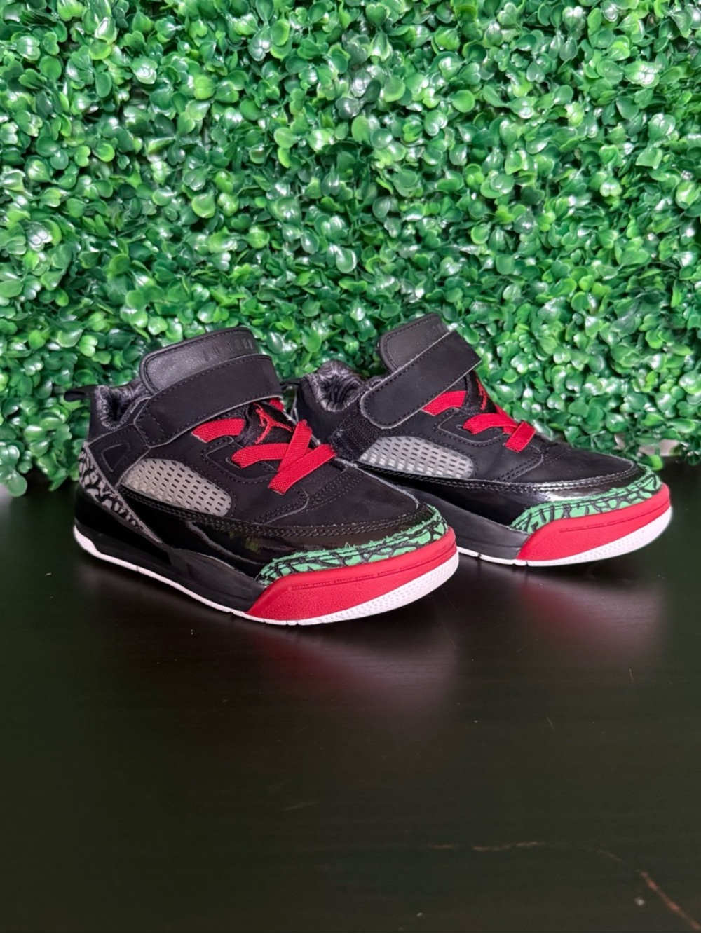 KIDS JORDAN SPIZIKE LOW